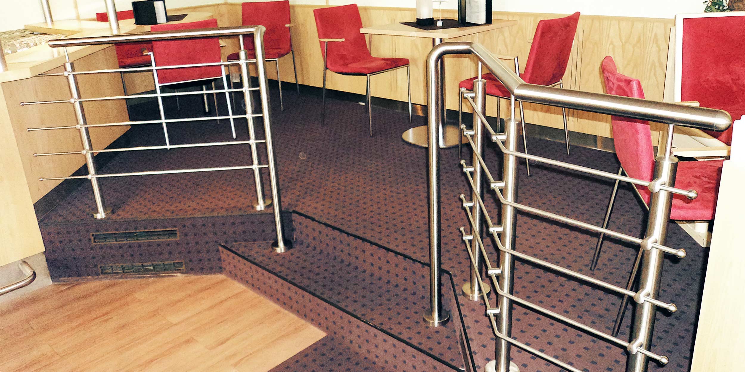 Modernes Edelstahlgeländer 