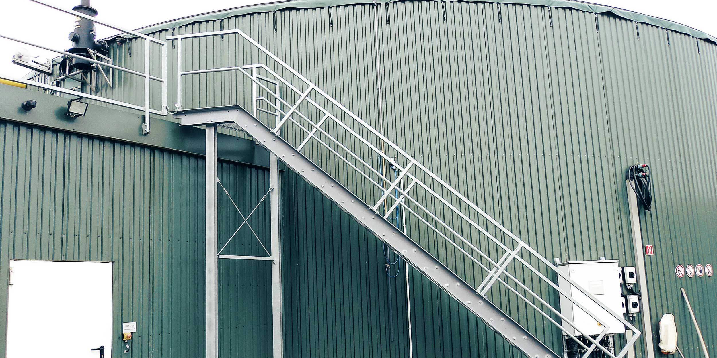 Anlagenbau - Treppe Eisen / Blech