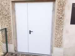 Stahltür in weiß Stahltür in weiß